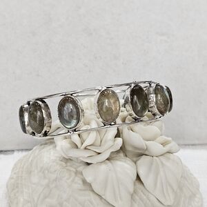 Oval Laboradite 925 Silver Bracelet Artisan-Created Adjustable Fit